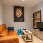 Rent 2 bedroom apartment of 70 m² in madrid