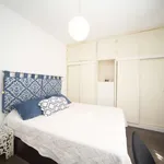 Rent a room of 70 m² in granada