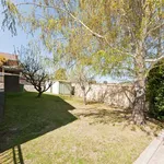 Rent 3 bedroom house in queanbeyan west