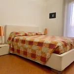 Rent 3 bedroom apartment of 75 m² in Roma