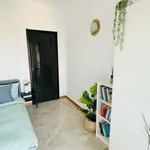 Rent a room of 200 m² in milan