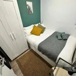 Rent a room of 70 m² in madrid