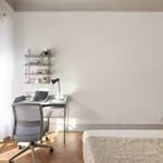 Rent a room in lisbon