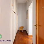 Rent 9 bedroom apartment of 200 m² in Roma