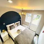 Rent a room in london