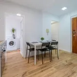 Rent 5 bedroom apartment in Valencia