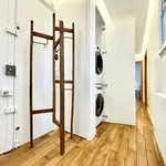 Appartement de 764 m² avec 2 chambre(s) en location à Paris