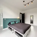 quartier chatelain - belle chambre dans espace de co-living