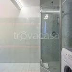 Affitto 2 camera appartamento di 70 m² in Milano