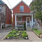  maison avec 4 chambre(s) en location à Toronto