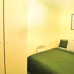 Rent 2 bedroom flat in Manchester