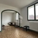 Appartement de 63 m² avec 4 chambre(s) en location à compiègne