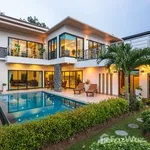 Rent 5 bedroom house of 401 m² in Phuket