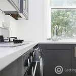 Rent 4 bedroom flat in Edinburgh