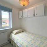 Rent 4 bedroom apartment in Surrey Heath