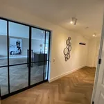 Huur 3 slaapkamer appartement van 98 m² in Grote Haag