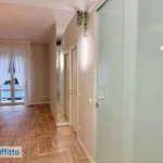 Rent 3 bedroom apartment of 82 m² in Milan