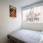 Rent 4 bedroom apartment of 80 m² in Madrid