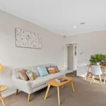 Rent 2 bedroom apartment in Bentleigh East