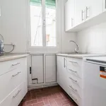 Rent 4 bedroom apartment in Madrid