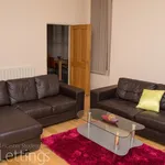 Rent 2 bedroom apartment in Leicester