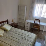 Alquilar 3 dormitorio apartamento en Valencia