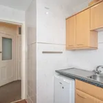 Rent 2 bedroom flat in Edinburgh