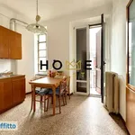 Rent 3 bedroom apartment of 100 m² in Milan