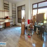 Affitto 4 camera appartamento di 120 m² in Rome