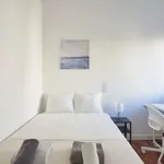 Rent a room in lisbon