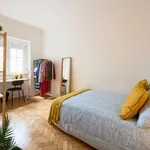 Rent 7 bedroom apartment in Lisbon