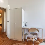 Rent 7 bedroom apartment in Lisbon