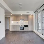 Appartement de 914 m² avec 3 chambre(s) en location à Old Toronto