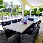 Rent 5 bedroom house of 1090 m² in Marbella