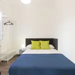 Rent a room of 83 m² in madrid