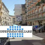 Affitto 2 camera appartamento di 70 m² in Naples