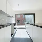 Rent 4 bedroom apartment in Bruxelles