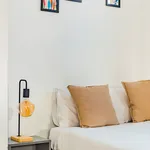 Rent 1 bedroom apartment of 30 m² in Lisbon