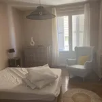 Maison de 152 m² avec 1 chambre(s) en location à Villefranche-de-Rouergue