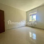 Rent 4 bedroom apartment of 130 m² in Andria