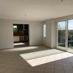 Maison de 94 m² avec 4 chambre(s) en location à RODEZT