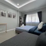 Rent 4 bedroom house of 192 m² in Bang Lamung