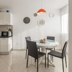 Rent 2 bedroom apartment of 64 m² in Split