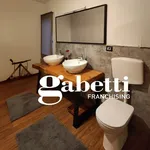 Affitto 5 camera appartamento di 140 m² in Castelnuovo-calcea