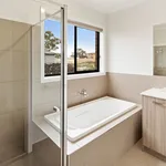 Rent 4 bedroom house in VIC