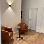 Rent 5 bedroom apartment of 50 m² in Düsseldorf