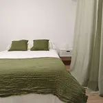 Rent 4 bedroom apartment of 90 m² in zaragoza