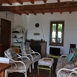 Rent 5 bedroom house of 102 m² in Varano de' Melegari