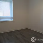 Rent 2 bedroom flat in Paisley