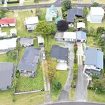 Rent 4 bedroom house in Whangamata